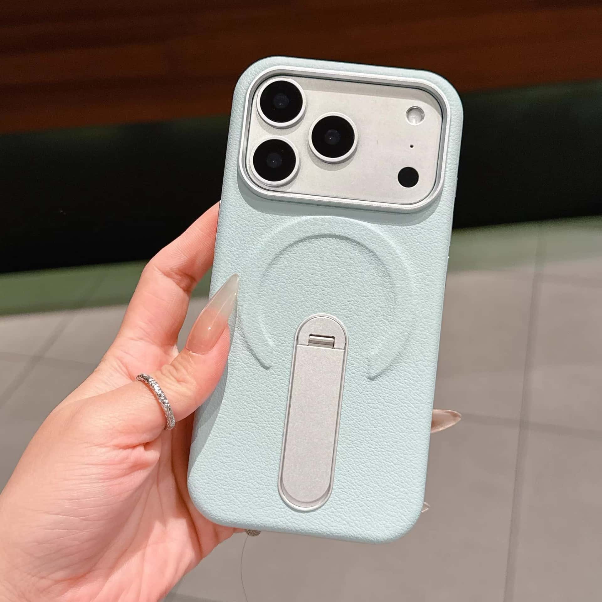 iPhone17ProMax 対応 ケース スマホケース 360度回転スタンド付き レザー調 耐衝撃 レンズ保護 衝撃吸収 縦横置き対応 薄型 軽量 指紋防止 磁石対応