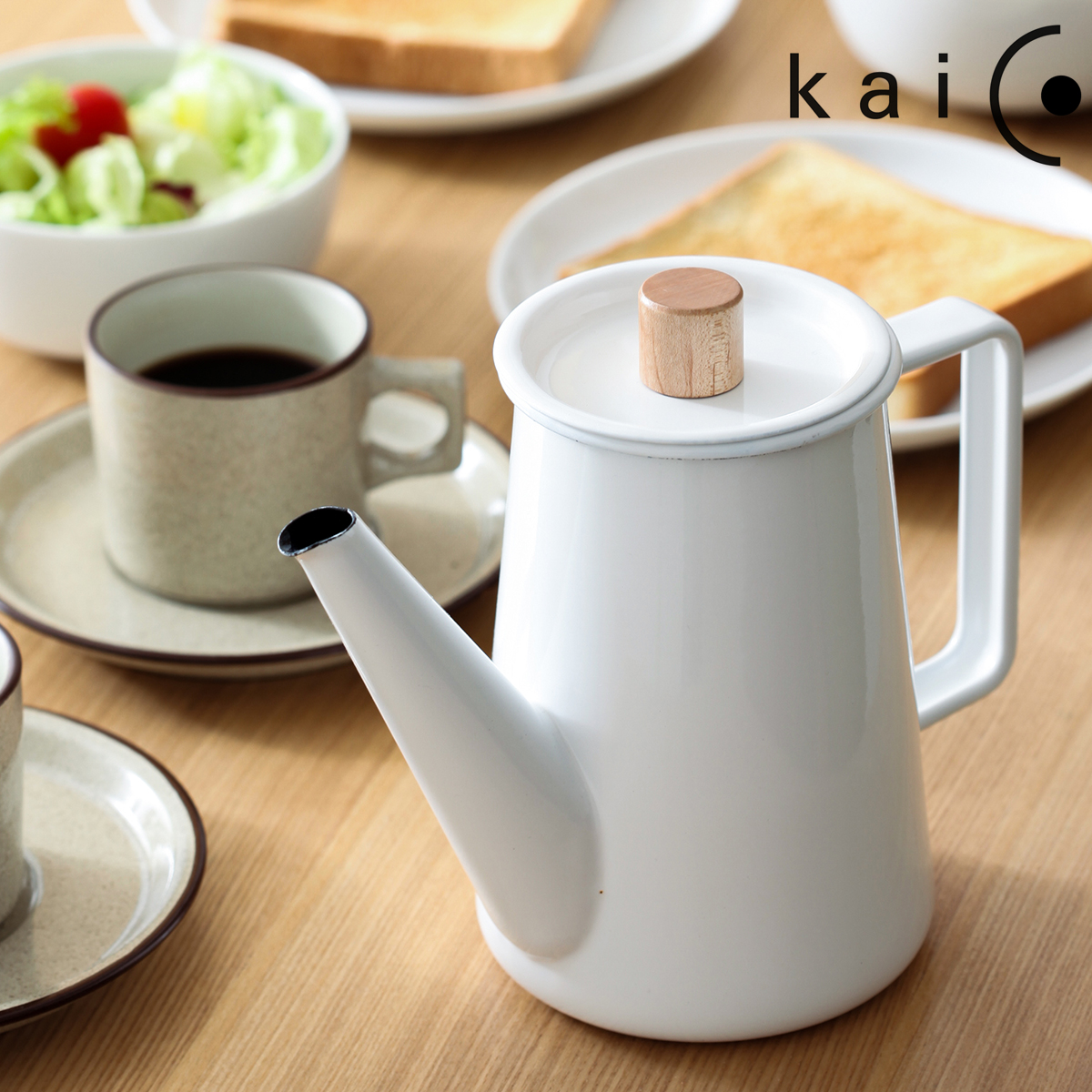 楽天市場 特典付き 非売品 鍋敷きの特典付き カイコ Kaico ティーポット ケトル コーヒーケトル コーヒーポット ポット カフェポット ドリップポット やかん 琺瑯 ホーロー 琺瑯ケトル ホーローケトル 送料無料 Kaico コーヒーポット インテリアショップ