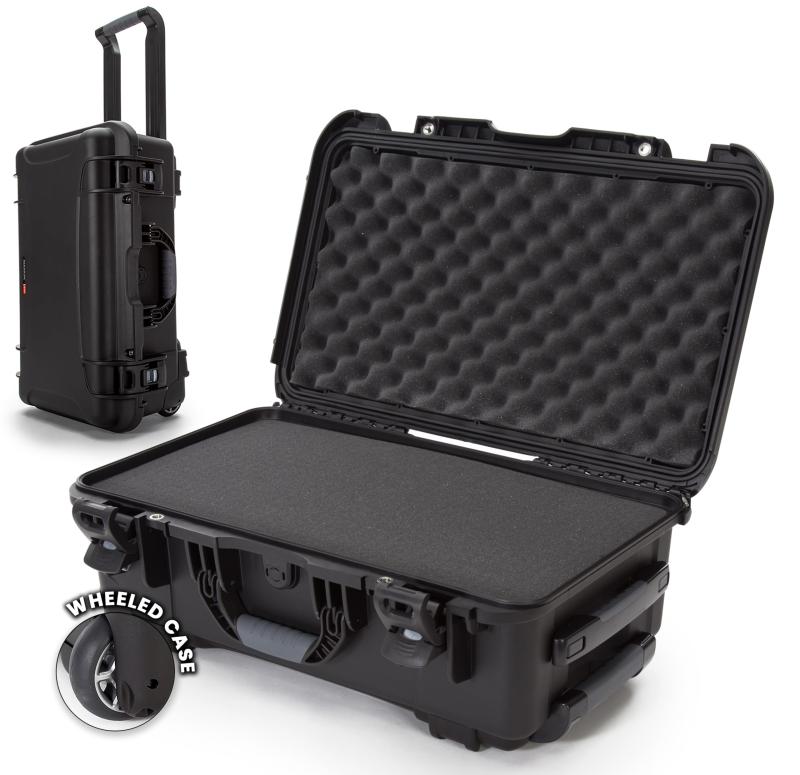 Nanuk 935 Black 正六面体海綿質付き添い人