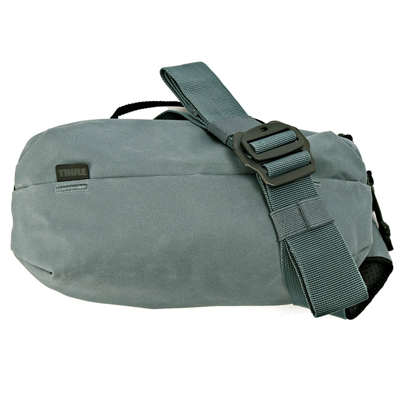 楽天市場】スーリー ボディバッグ THULE スリングバッグ メンズ