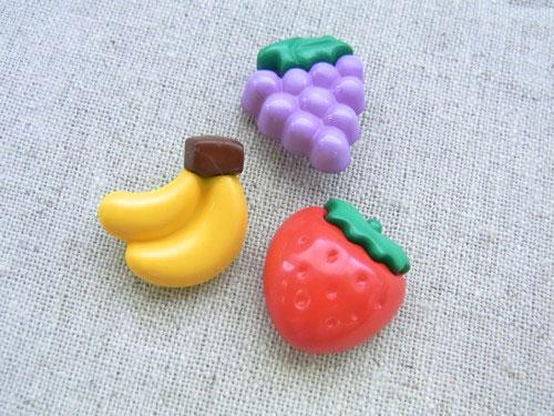 楽天市場 フルーツ ボタンぷっくり可愛い果物型のボタンです いちご バナナ ぶどう ボタン Rose Rosa