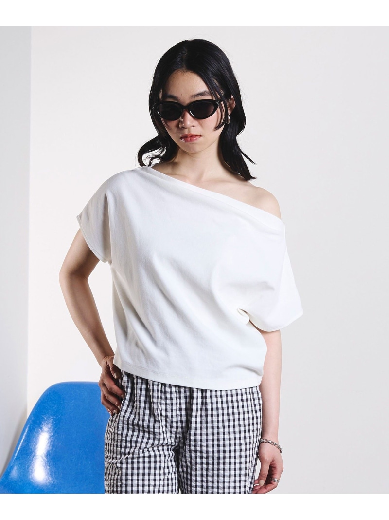 OFF SHOULDER TOP ROSE BUD ローズバッド トップス カットソー・ティーシャツ 赤いこと 黒いこと 白いこと【貨物輸送無料】[ Fashion]