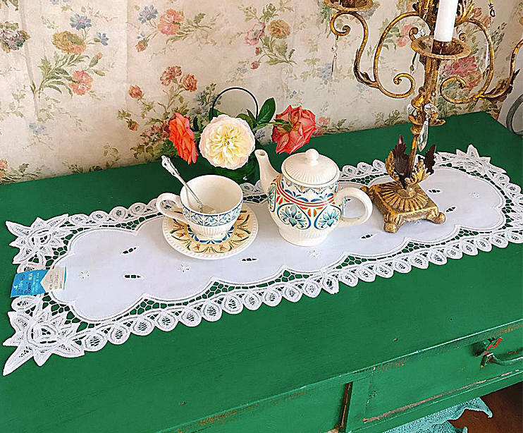 バテンレーステーブルクロス約170㎝×約130㎝ バテンレーステーブルクロス約170㎝×約130㎝ バテンレース