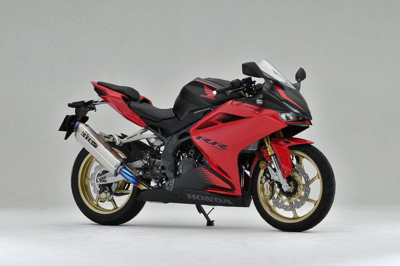 ホンダ CBR250RR レーシングエキパイ・バトルファクトリーワンオフマフラー ホンダ CBR250RR レーシングエキパイ・バトルファクトリーワンオフマフラー