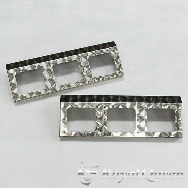 楽天市場 セール 送料無料 新商品 汎用 3連 バスウインカー ステー テールボックス ウロコ柄 トラック デコトラ パーツ トラック用品 ステンレス Royalqueen Royal Queen