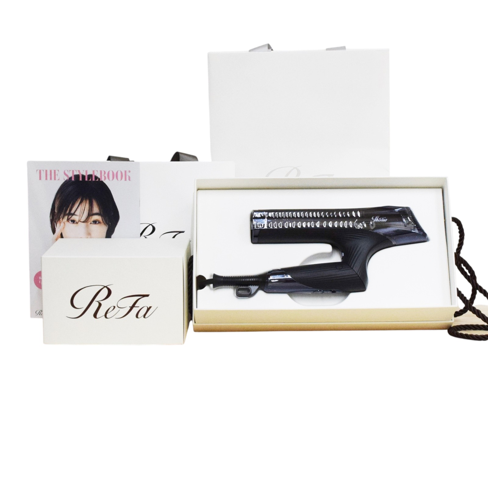 【中古・未当て嵌める品】【ReFa】リファ ビューテック ドライヤー S+ 黒いこと 専用保持者 仕掛ける 軽さ 髪の毛世話をする 家電 美容家電 紙袋 差し上げ物【リサイクルマート＋質 秩父店】r263-1200072905800091