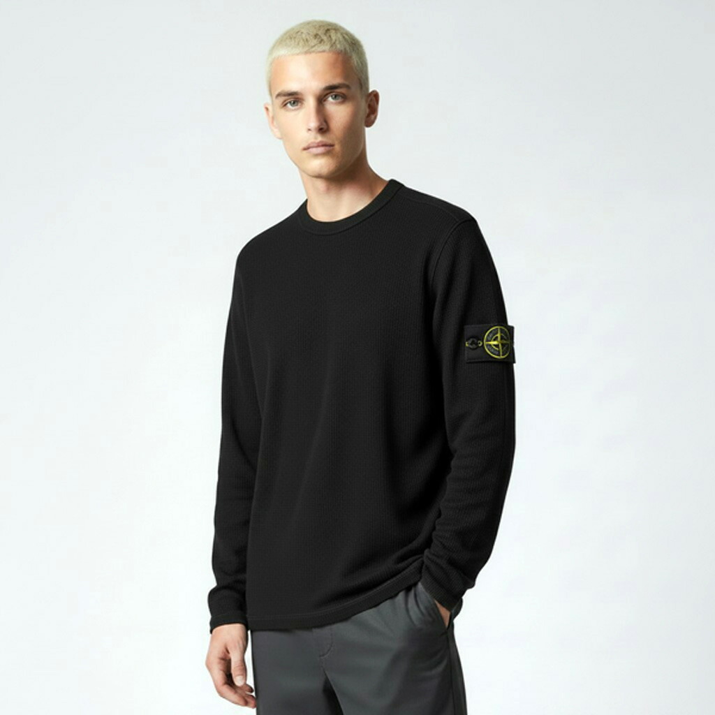 81 STONE ISLAND ストーンアイランド L1S15 6100011 S0297 V0029 黒いこと 調教師 汗水