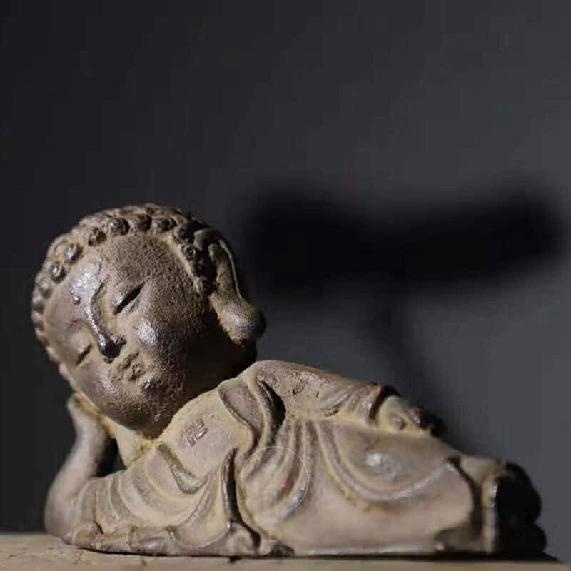 仏像 置物【釈迦如来涅槃像】鉄器 仏壇仏像 祈る 厄除け （高さ12cm&times;幅19.5cm&times;奥行7.5cm ）｜デイリーパレット店 18,110円