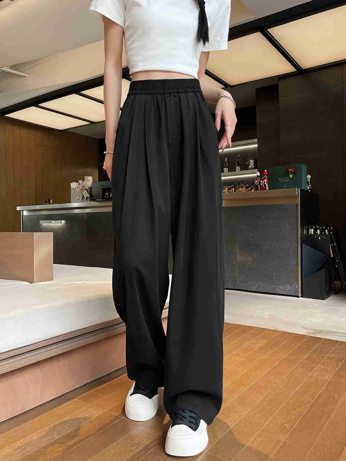 【体型カバー】ワイドパンツ レディース デニム リヨセル デニムパンツ ハイウエスト タックパンツ ズボン ウエストゴム ロングパンツ ストレート バギーパンツ ボトムス 脚長効果 着痩せ 細見え 動きやすい 柔らかい 薄手 涼しい オフィス 通勤 OL カジュアル