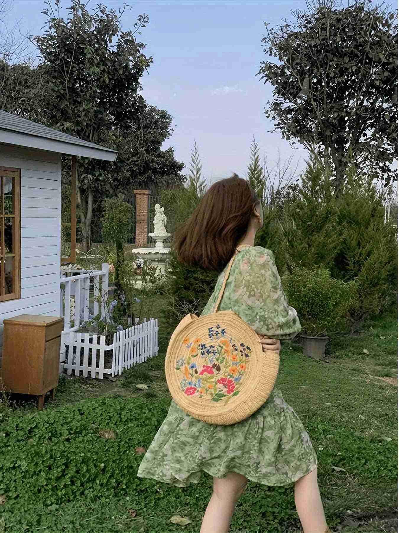 【ボタニカル花柄】 ワンピース レディース 花柄ワンピース シフォン 透け感 シアー フラワープリント ミニワンピース ティアード フリル Aライン 長袖 ぽわん袖 ボリューム袖 膝丈 体型カバー 二の腕カバー 涼しい リゾート 海 ビーチ 旅行 デート 大人可愛い