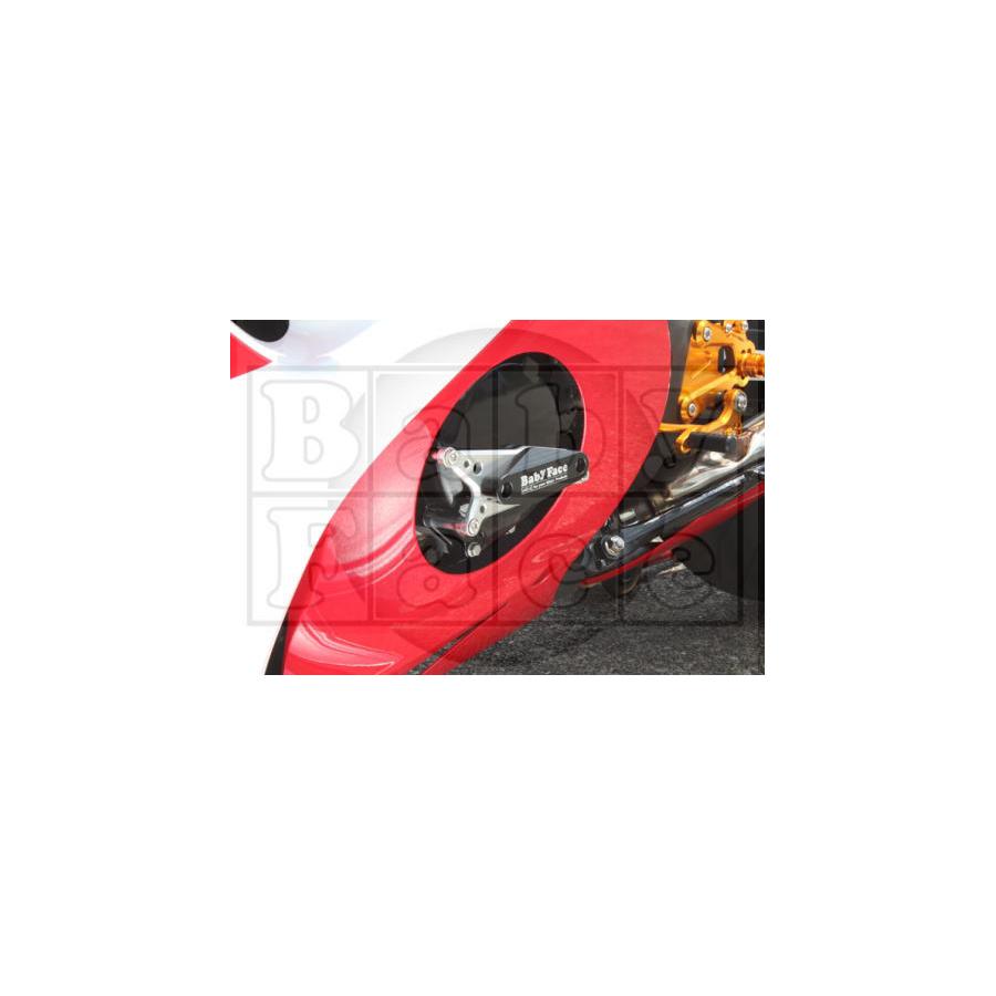 BABY FACE (ベビーフェイス) エンジンスライダー 左側 ジュラコン樹脂 ブラック ハヤブサ HAYABUSA 隼 006-SS010｜バイクパーツ・用品　ラバーマーク