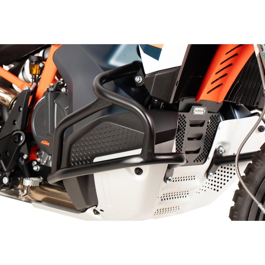 ヘプコ&ベッカー エンジンガード ブラック 890Adventure/R/Rally 23-25/790Adventure 5017656 00 01|バイクパーツ・用品 ラバーマーク