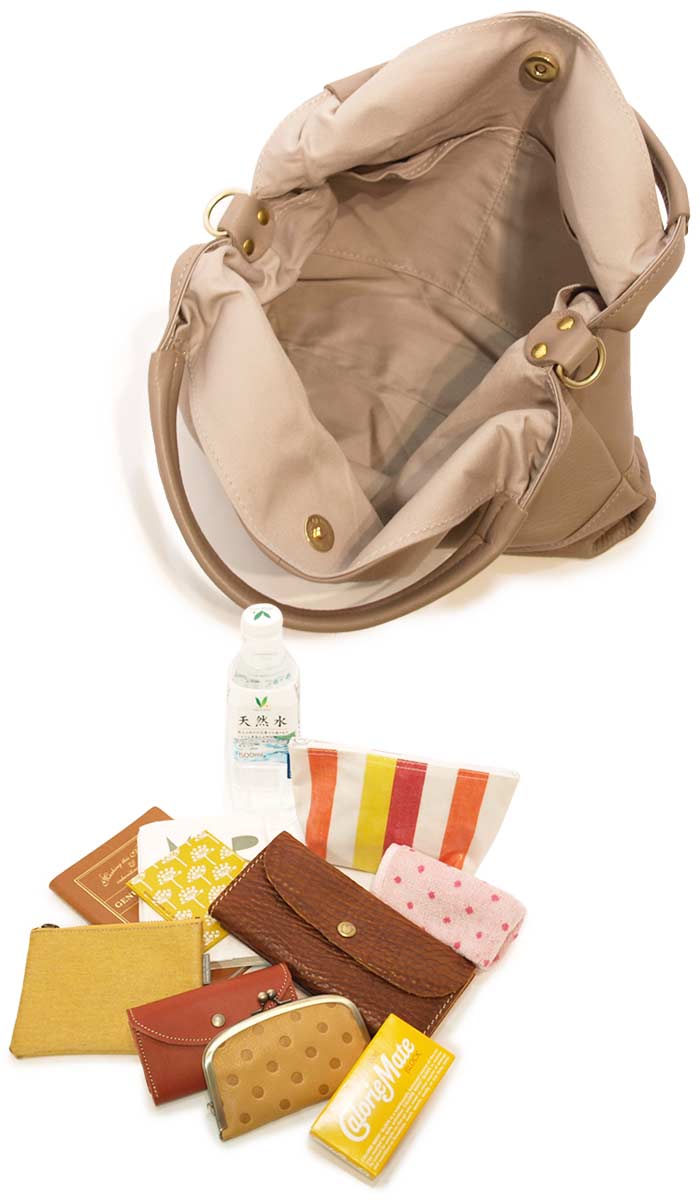 Rugged Market Leather Bags Handbags Cowhide 2 Way Bag And I Think Dividing Es Such As The Pocket Less Than Connected To Ease Of Use Tell You That Fun Simple But Cute Design Leather Bags Want