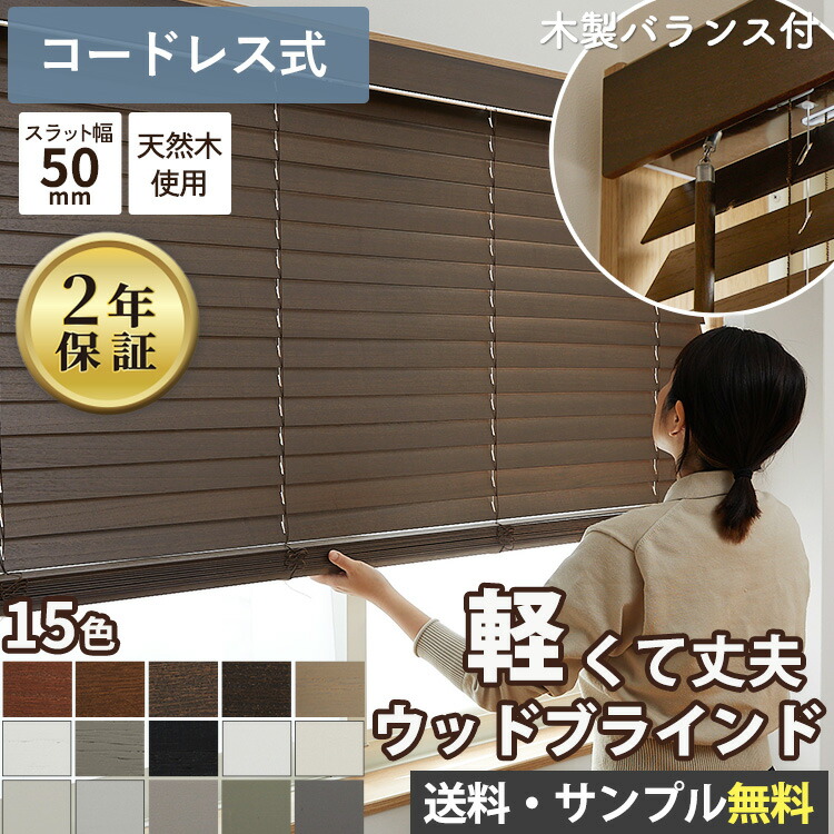 百貨店大売り出し人並み外れた会場ペイジ