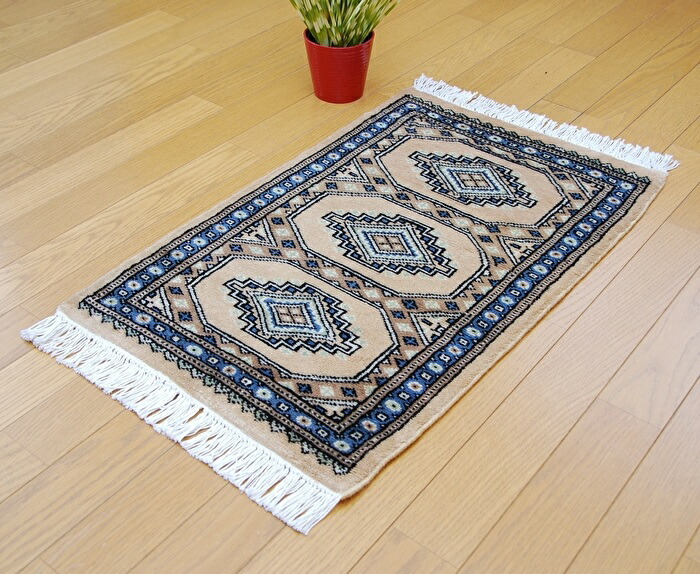 展示品■パキスタン製■ウール■絨毯■手織り■ラグ■カーペット■伝統■幾何学模様■ 楽天市場】◇限定品◇ 伝統の逸品 天然ウール100％ 49×73cm パキスタン