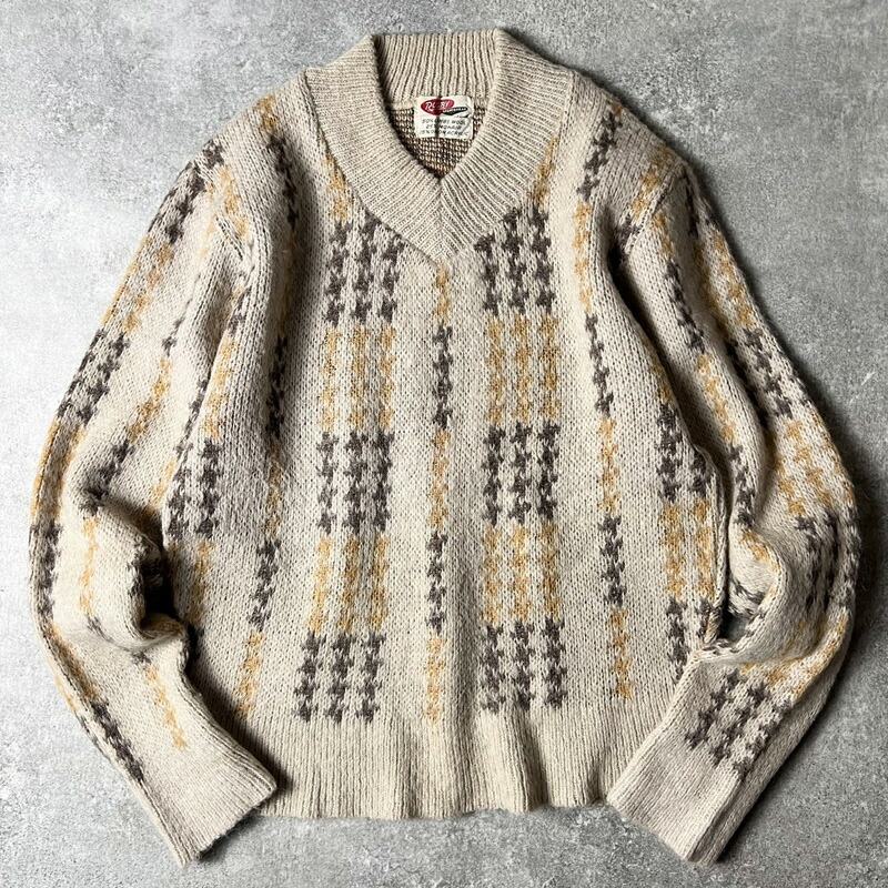 60s RUGBY SPORTSWEAR 縞模様 総柄 Vのど首 25% モヘヤ ラムウール 編み物 スウェーター / 60年月日 ビンテージ ベージュ 【中古】 古着 亜米利加古着 USED ユーズド 中古 VINTAGE US古着 アメカジ