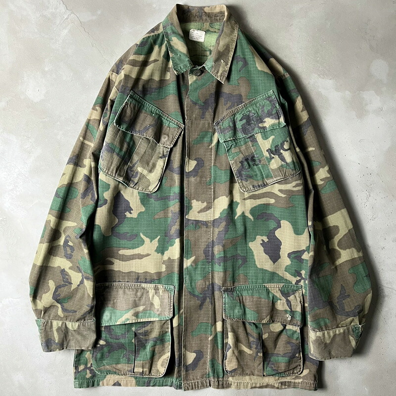 60s US ARMY 米軍実物 4th ERDL グリーンリーフ カモ ジャングルファティーグ ジャケット S-L / 60年代 ビンテージ ミリタリー USMC 【中古】 古着 アメリカ古着 USED ユーズド 中古 VINTAGE US古着 アメカジ｜US古着 RUMRAGE 店