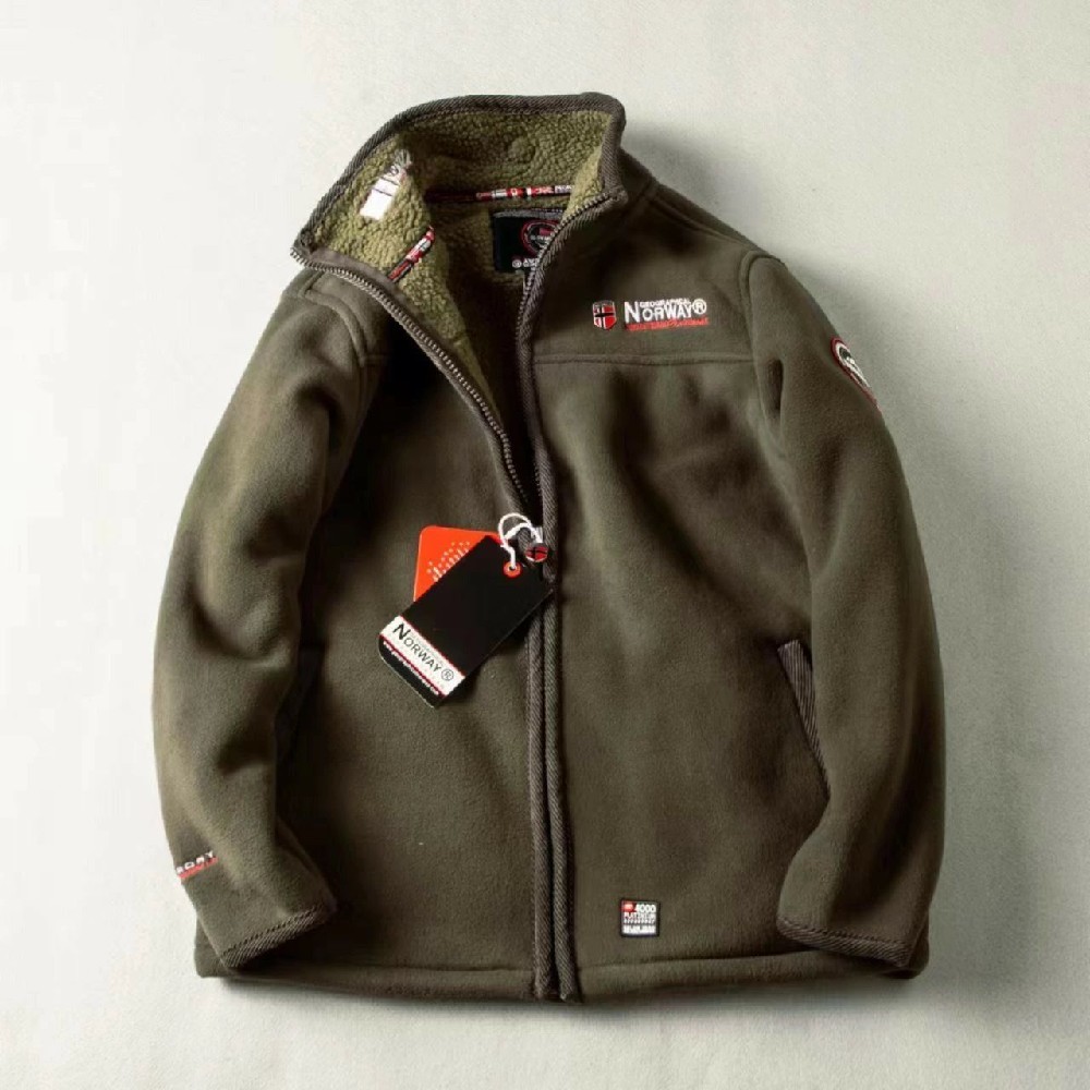 新品入荷