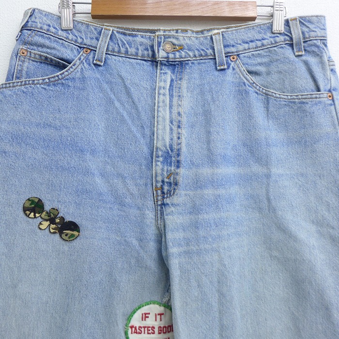 中古 古着 ジーンズ Levis リーバイス 550 メンズ テーパード ヒゲ ワッペン コットン 薄紺 ネイビー デニム W35 中古 ボトムス ジーパン Gパン ロングパンツ 春夏 春物 春服 秋冬 秋物 秋服 長ズボン カジュアル メンズファッション ファッション おしゃれ