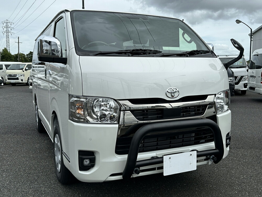 200系ハイエース用ULTIMATE グリルガード【代引き不可】