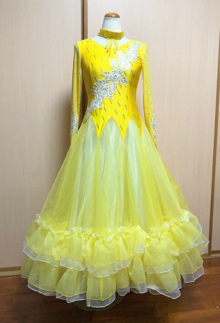 楽天市場】＜レンタル＞衣装・カラオケ・社交ダンスドレスMサイズ 001