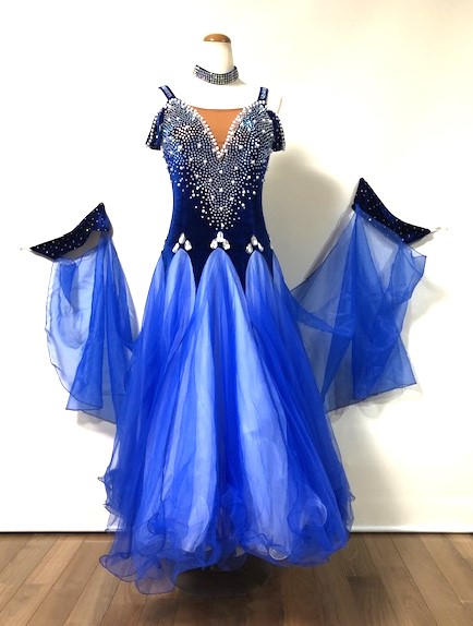 楽天市場】＜レンタル＞衣装・カラオケ・社交ダンスドレスMサイズ 001