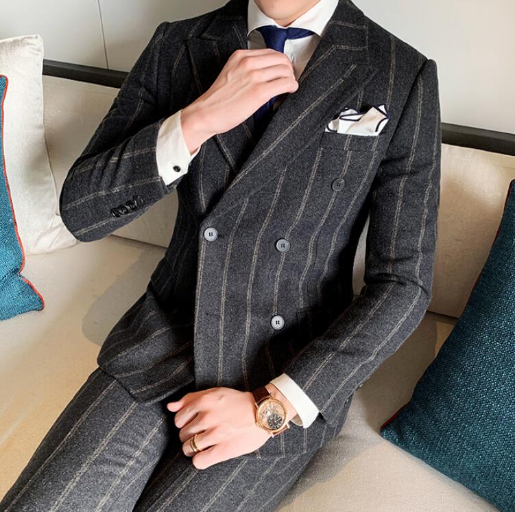在庫一掃 楽天市場 スリーピーススーツ メンズ 60 ウール素材 秋冬 3ピース ダブルスーツ ビジネススーツ スリムスーツ ストライプ柄 スーツ セットアップ メンズ ジレベスト付 パンツウォッシャブル おしゃれ 紳士服 通勤 結婚式 二次会 披露宴 成人式 プレゼント
