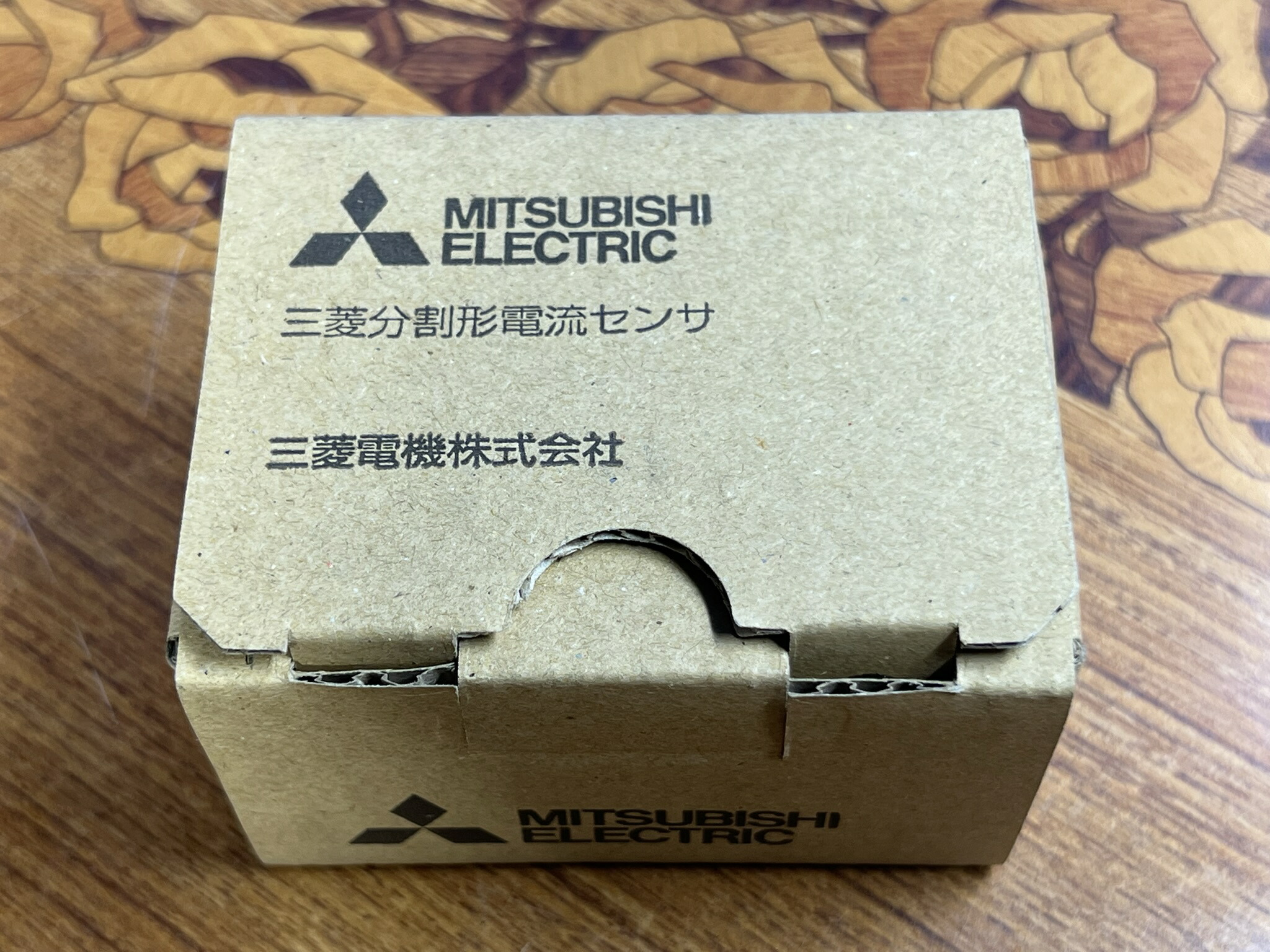 MITSUBISHI 三菱分割形電流センサ エネルギー計測ユニット 三菱電機 EMU-CT50-A EMU-CT100-A EMU-CT250-A EMU-CT400-A EMU-CT600-A 電気工事用品 19E 227 218 213 202 222｜ドラゴンハウス