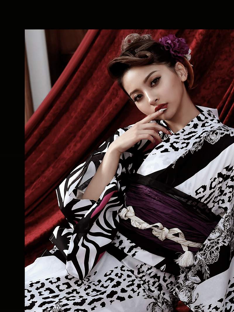 白 豹柄 古典 しわ兵児帯 代 ノアリス 話題 モノトーン 1000円offクーポンあり 浴衣 セット モノトーン レディース レトロモダン ギャル レディース 半身柄 ゆかた 帯 下駄 キャバ 白 大人 女性 女 かわいい かっこいい 麻の葉柄 男ウケ レトロ 古典 モダン