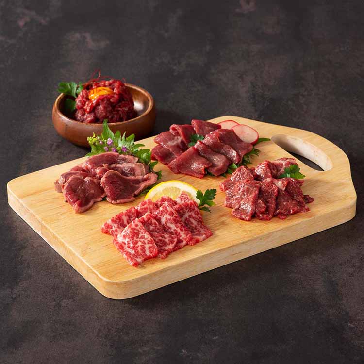 【20%OFFクーポン!27日9:59迄】ふじ馬刺し特選詰合せ【華】 2552馬肉 馬刺し 熊本特産 詰め合わせ フジチク 自社加工 熊本直送 最高級 霜降り 専門店 フジチク 【TD】 【代引不可】要 母の日|食のこだわり総本舗 食彩館