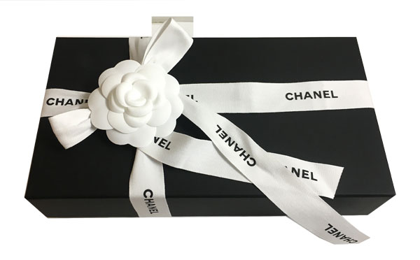 楽天市場 Chanel シャネル フラップ 長財布 キャビアスキン A Ccフリグリーfiligree ダーク シルバー 新品 箱 リボン ラッピング 心斎橋ミュゼ