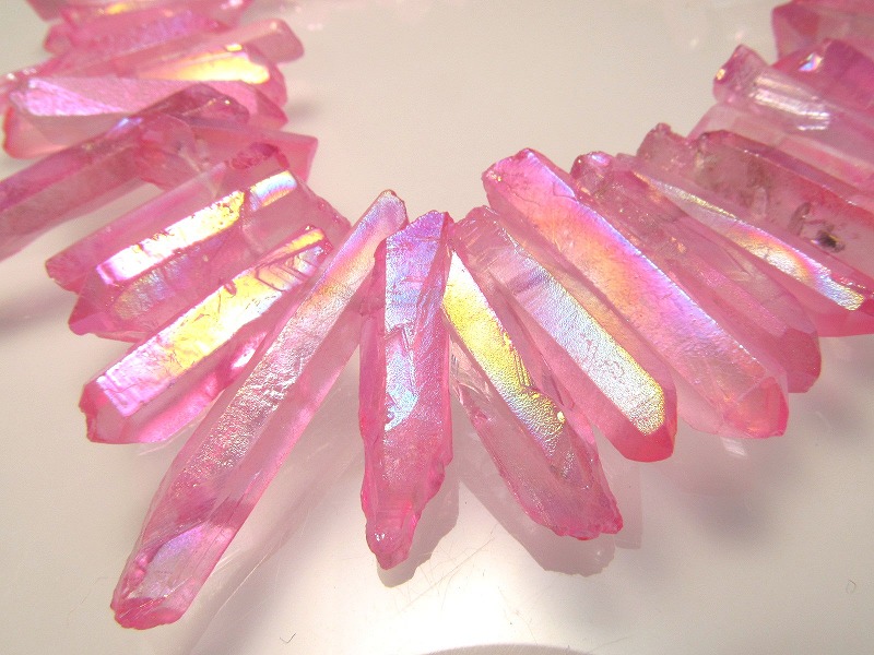 楽天市場 ピンクオーラ蒸着フロストタイプ 天然水晶 ナチュラルポイント連 縦約15 30mm 約40cm 一連 クレオ穴 ｃｏｍｒｏｓｅ