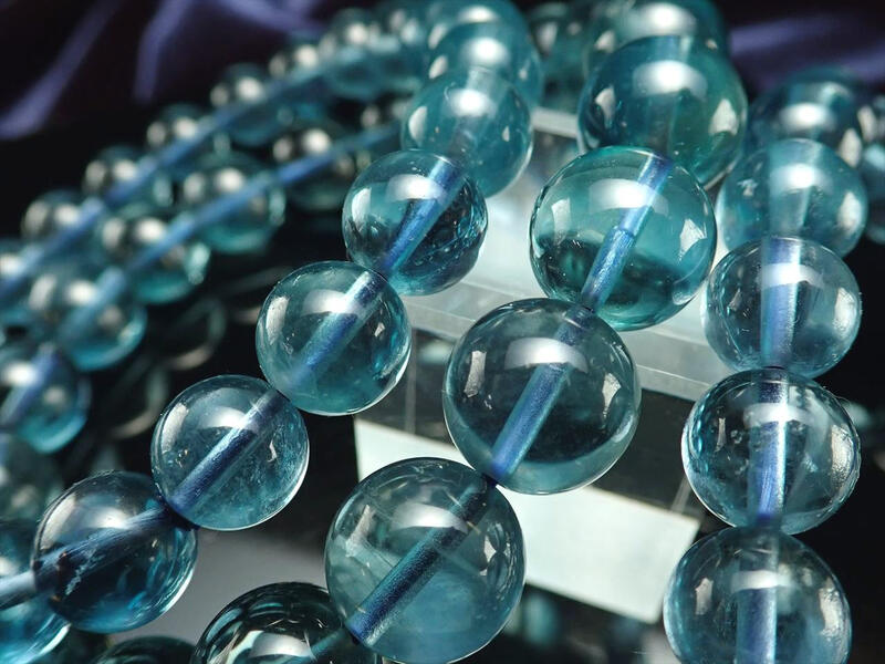 楽天市場】【店長一押し】 天才の石 青緑の美しい蛍石 ブルーグリーン