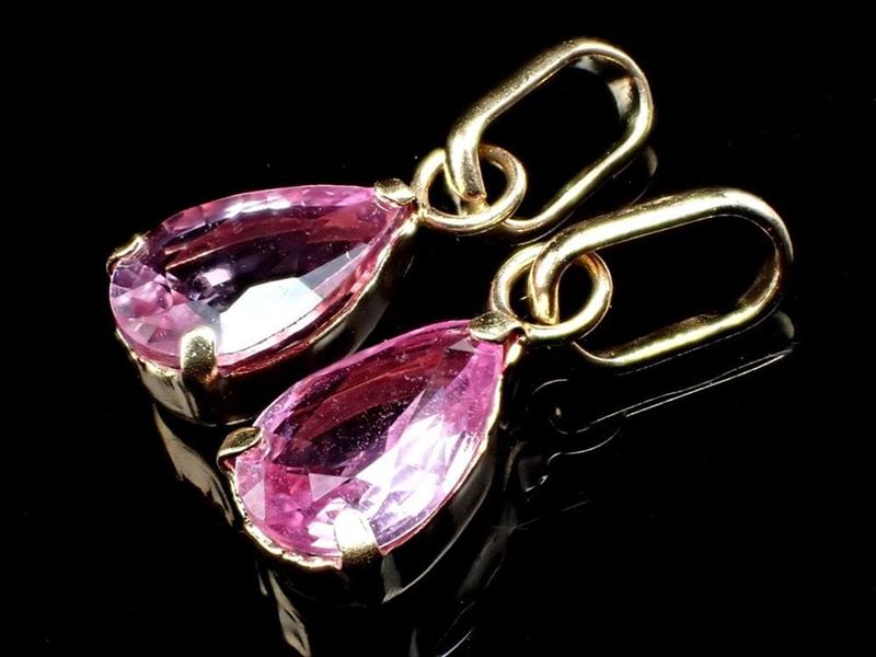 ロイヤルクラス石サイズ縦約6mm 18金ゴールド優しく気品漂う輝くピンク
