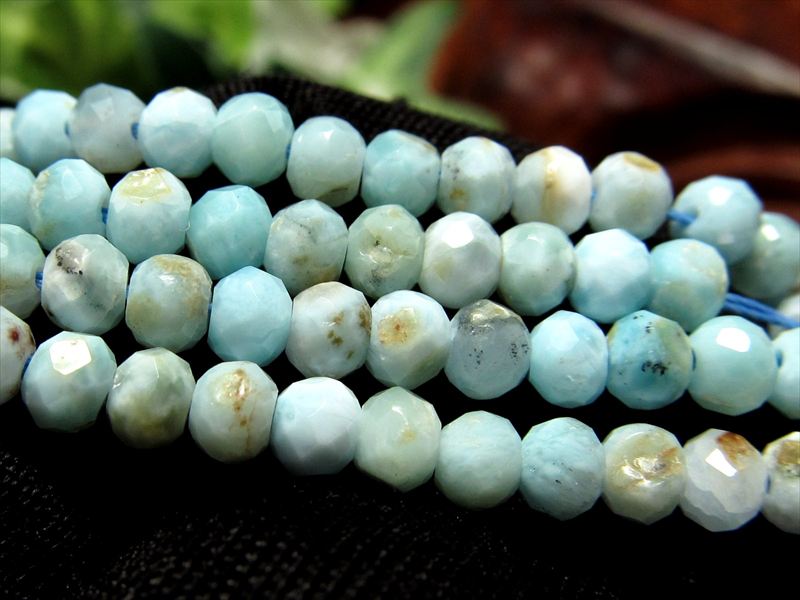 m-0983 天然 サファイア ボタンカット 連材 ミャンマー産 グラデーション m-0983 天然 サファイア ボタンカット 連材 ミャンマー産