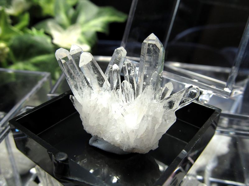 楽天市場】水晶 ミニ クラスター 水晶クラスター 1個 50～80g 天然石