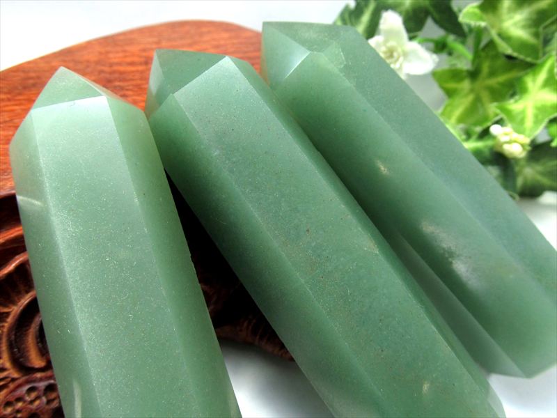 楽天市場】○深く美しい漆黒の黒曜石【オブシディアン ポイント(六角柱