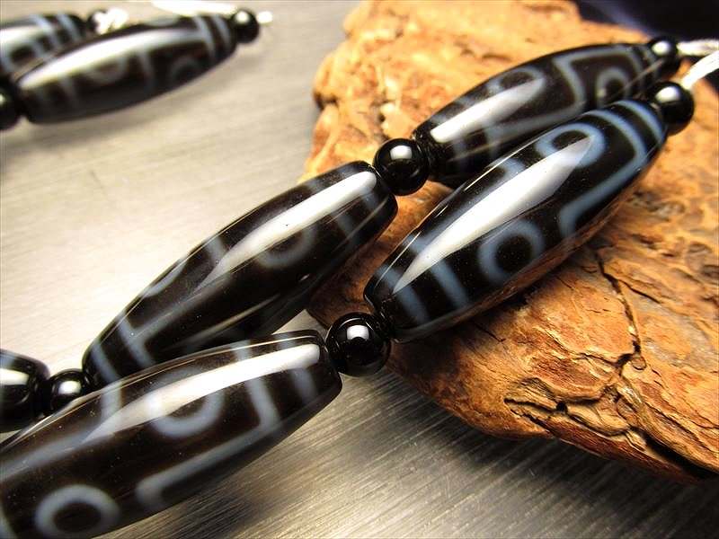 龍　水蓮華　三眼天珠　至純高級天珠　しゅごい！ 龍 水蓮華 三眼天珠 至純高級天珠 しゅごい！ 龍 水蓮華