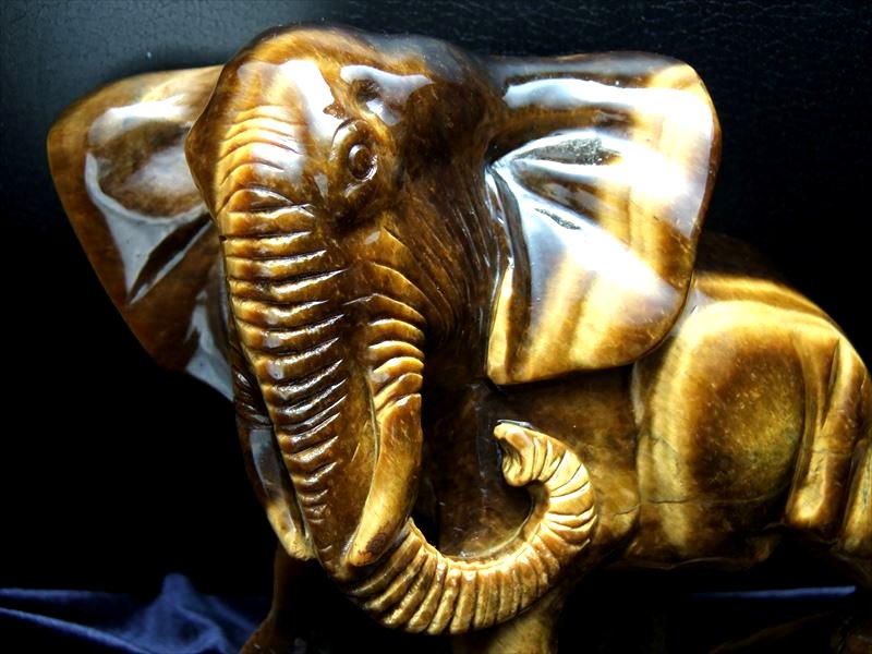 力の象徴全長約178mm 重さ約2150g 幸運の象徴 仕事で成功を収めたい方へ 極上立体彫り 一点もの あすつく