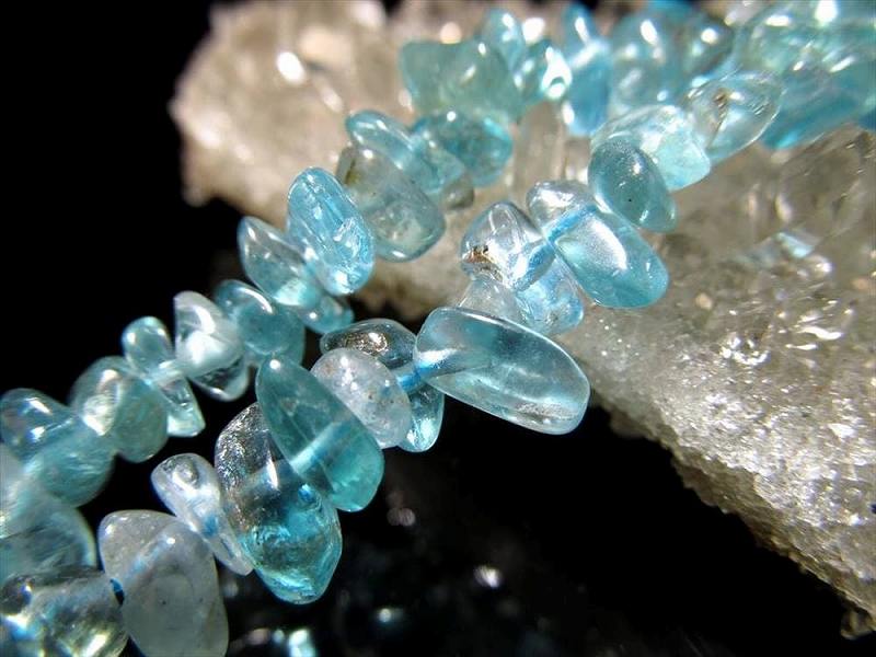 楽天市場】【約5-10mm アマゾナイト さざれ連】一連 約38-40cm 濃い