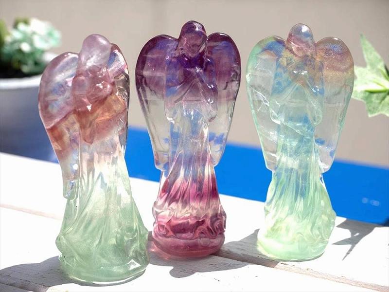 楽天市場】○マルチカラー【フローライト エンジェル 彫刻置物】1個