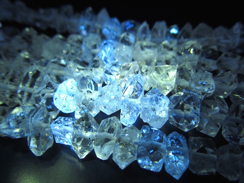 【極上品】超透明　水晶カット　高級台座　フリーフォーム　ブラジル産 極上品】超透明 水晶カット 高級台座 フリーフォーム ブラジル産