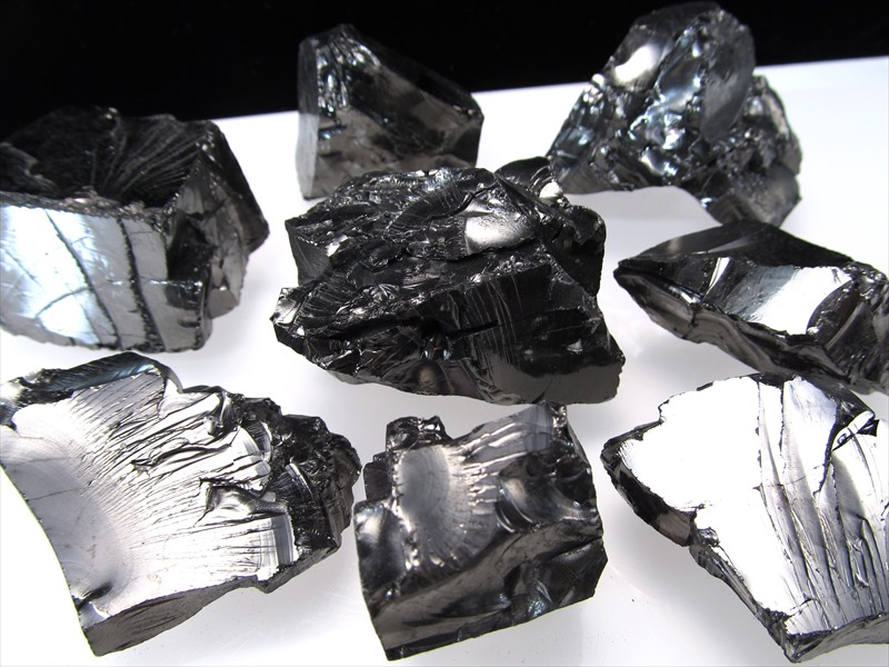 楽天市場】○【エリートシュンガイト 原石 台座付】高さ 150mm 重さ