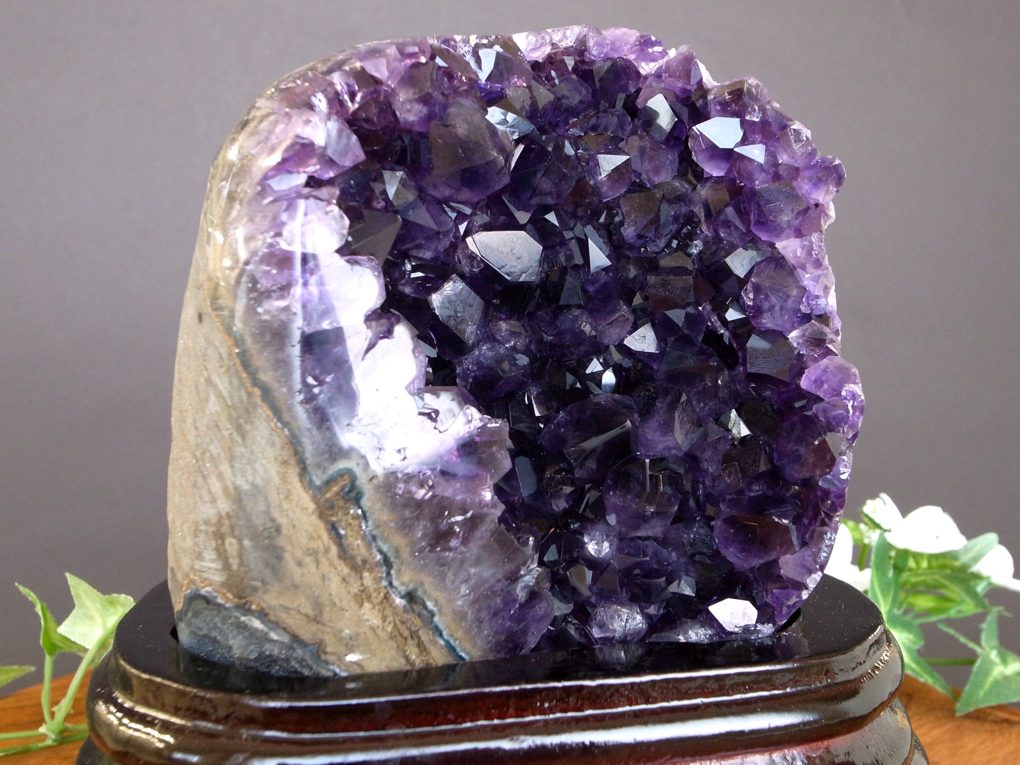 紫水晶　原石 楽天市場】パワーストーン原石アメシスト(紫水晶)淡紫系/A級[NQ