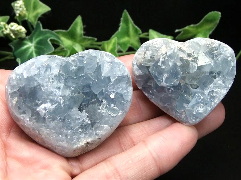 セレスタイト 天然石ハート型
