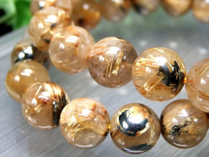 赤字セール！最強極上品質！タイチンルチルブレスレット17〜18㎜！金運