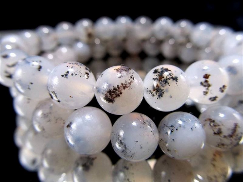 楽天市場】○極寒の地から生まれた「幻のクォーツ」【氷の輝き