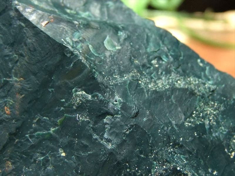 楽天市場】高品質 濃い緑【出雲石 (碧玉) 原石】深緑タイプ 97g 幅69mm