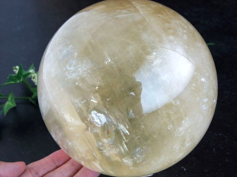 楽天市場】○4A 特大！【ゴールデン カルサイト 丸玉 台座付】直径約