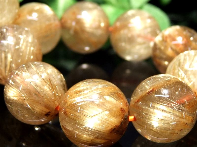 P641　透明度抜群　スモーキーゴールドルチルクォーツ　12〜12.3ミリ 店頭展示中超透明 ほんのりスモーキーゴールドルチル